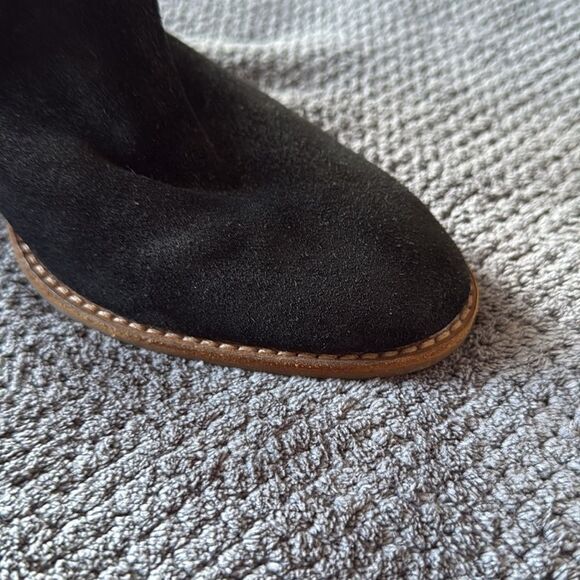Jeffrey Campbell Black Suede Rosalee Booties Size 9.5 V Cut Stacked Heel Western - Picture 10 of 10